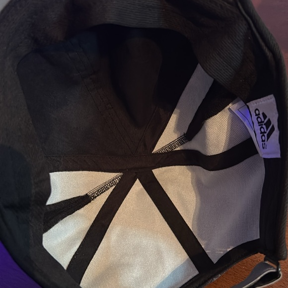 Adidas Men's Black Cap - Picture 6 of 6